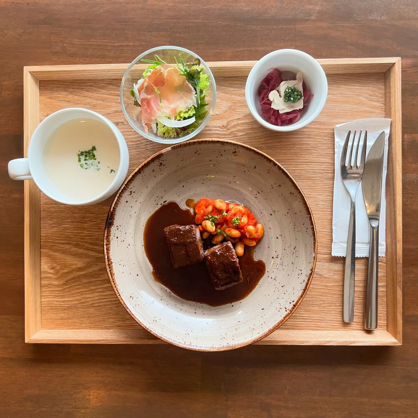 Sette mareの牛肉料理ランチ