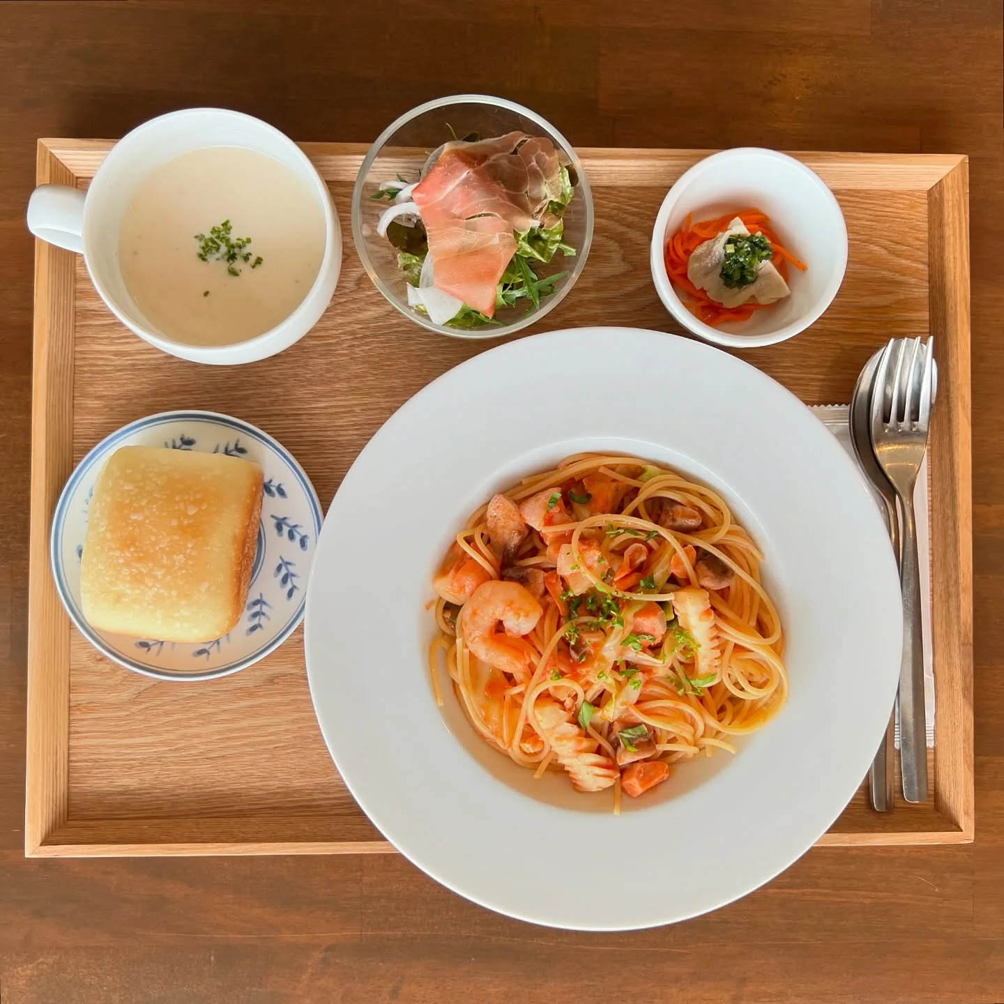 Sette mareのトマトソースパスタランチ